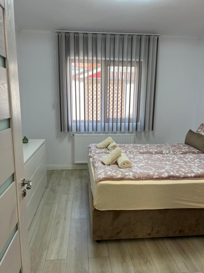 דירות Caransebeş Complex Rezidential Ana מראה חיצוני תמונה